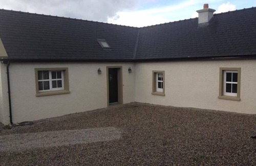 Puckaun Cottage | An area of outstanding natural beauty, child and pet friendly , very private!