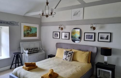 Fishguard House | An Artist's Cottage