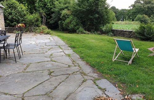 Plelauff House | An authentic farmhouse, in a green area