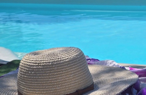 Coueilles Villa | An enchanted interlude in the countryside Villa, swimming pool, jacuzzi just for you