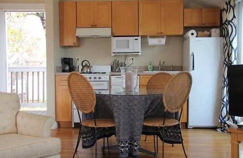 Dennis Port Bed & Breakfast | An English Garden Bed & Breakfast