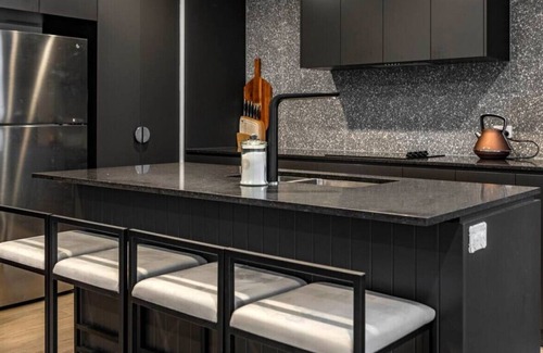 Coombs Apartment | An incredible 3 Bedroom Apartment!