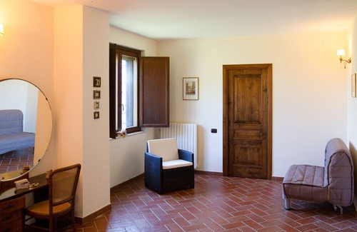 Eboli Villa | An old farmhouse expertly restored and transformed into a prestigious villa