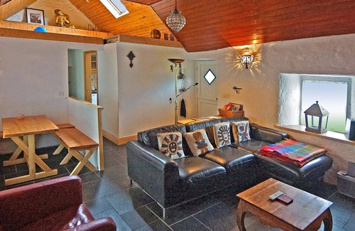 Banna House | An Tigh Beag - Two Bedroom House, Sleeps 6