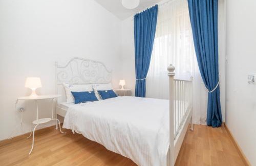 Velji Vinogradi Apartment | Ana`s apartment Budva MNE