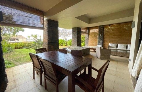 Grand River South East Apartment | Anahita Lux 2 Bedroom Apartment