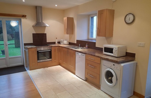 Plonevez-du-Faou House | Anaya Cottages - Shikoba house - 2 bedrooms/4 people center Finistere