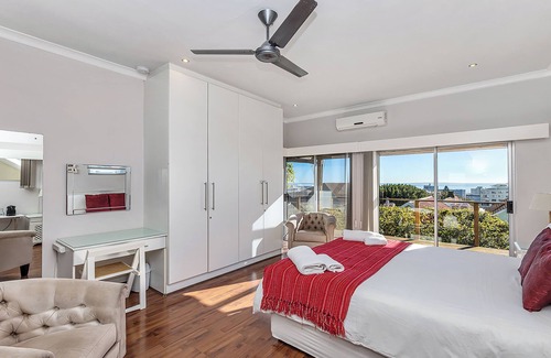 Three Anchor Bay House | Anchor Bay Workation