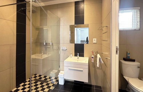 Three Anchor Bay House | Anchor Bay Workation