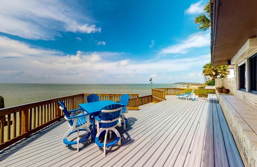 Port Isabel House | Anchors Away at North Shore