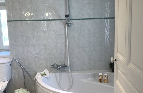 Romans Bed & Breakfast | Ancienne Ecole Du Chapuy