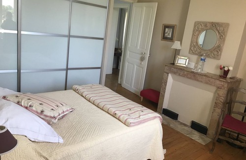 Romans Bed & Breakfast | Ancienne Ecole Du Chapuy