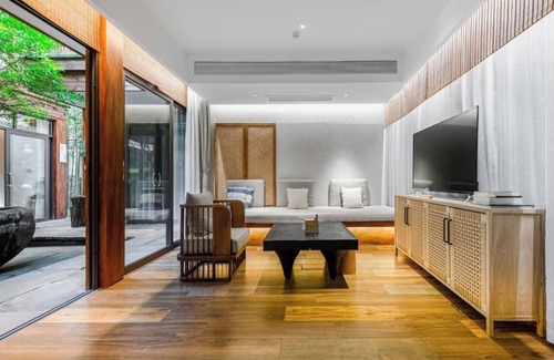 Chengdu City Centre Hotel | Ancient Charm Inn Chengdu