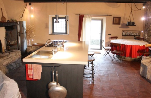Gassano Villa | Ancient mill-Tuscany. PRIVATE POOL- near to CINQUE TERRE-barbecue-river-wifi