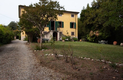 Lucca Villa | Ancient villa in the countryside of Lucca