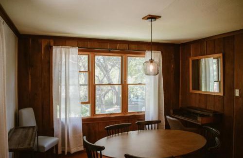 Anderson Valley Hotel | Anderson Valley Inn