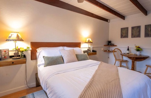 Anderson Valley Hotel | Anderson Valley Inn