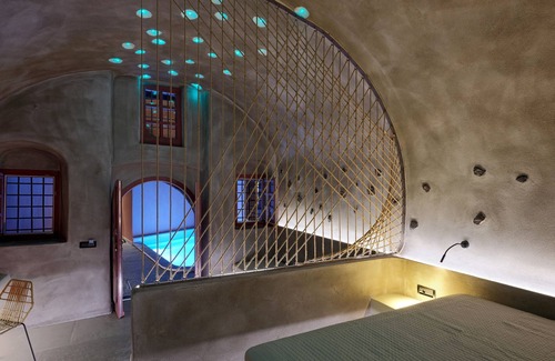 Tholos House | Andronikos Canaves Santorini