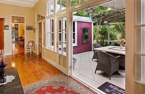 Crows Nest Bed & Breakfast | Anduramba Homestead B&B