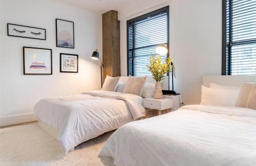 Historic Core Apartment | Angel City 1 bedroom Apartment