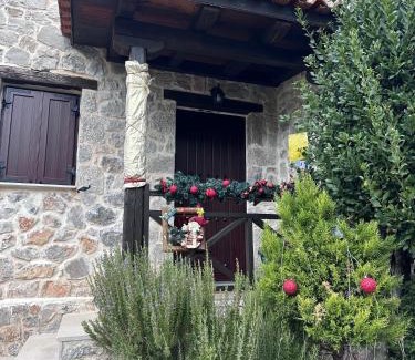 Kefalochori Villa | Angel House Greystone Villa Polydrossos