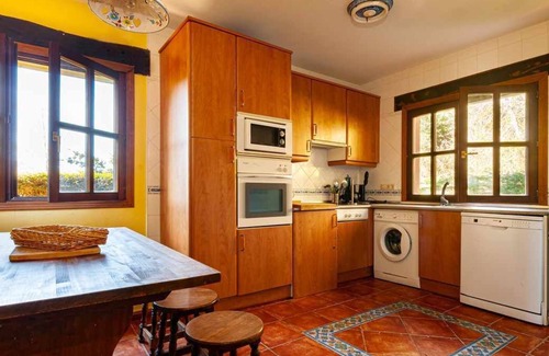 Puente Nuevo House | Angel House (VLLA001R)