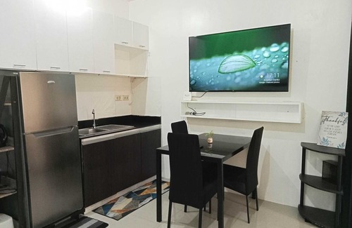 Moonwalk Condo | ANGEL ROOM HOMESTAY AT KASSEL RESIDENCES
