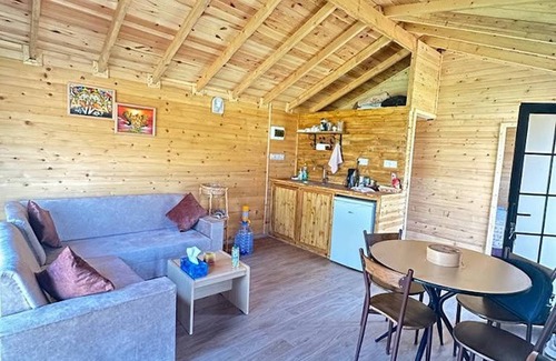 Karsiyaka Ski Chalet | Angel's Nest Wooden House