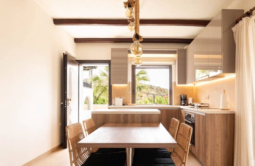 Kontos Apartment | Angela's House Luxury Apartment With Breathtaking sea View!