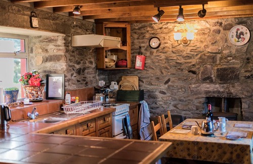 Lauragh Apartment | Angelas Farmhouse