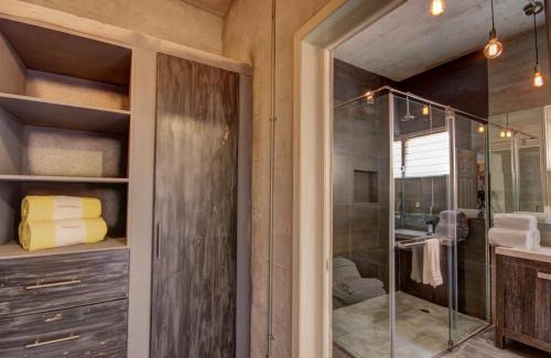 Tohoku Apartment | Angelina Apartment Near Mamitas Beach