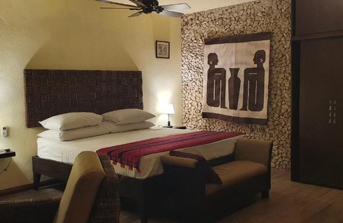 Logon Resort | Angelina Beach Resort & Italian Restaurant Malapascua