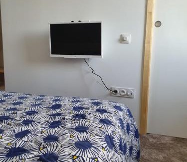 Monplaisir Apartment | Angers Green Lodge - Yellow Sun Appartement