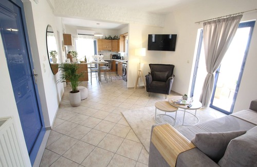 Souvala Apartment | Angie's Serenity Apartment