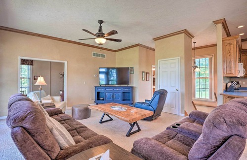 Mammoth Spring House | 'Angler's Ridge' Waterfront Family Getaway!