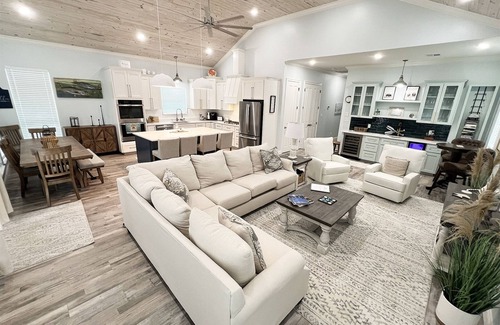 Grand Isle House | Anglers & Antlers - Beachfront- Island Realty