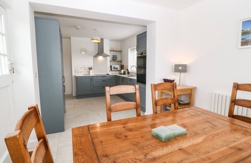 Aberdaron House | ANGORFA, family friendly, country holiday cottage in Aberdaron