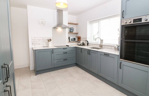 Aberdaron House | ANGORFA, family friendly, country holiday cottage in Aberdaron