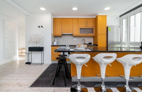 Penha de Franca Apartment | Anjos 10 View | New | AC | Elevator | Parking