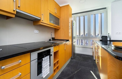 Penha de Franca Apartment | Anjos 10 View | New | AC | Elevator | Parking