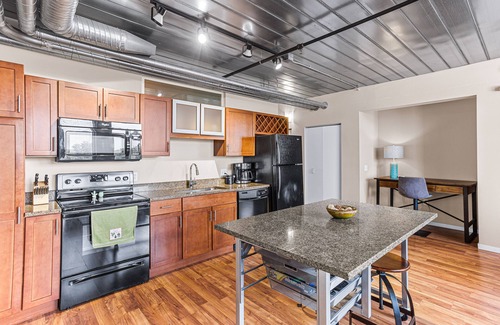 Old West Side Apartment | Ann Arbor City Club Apartments