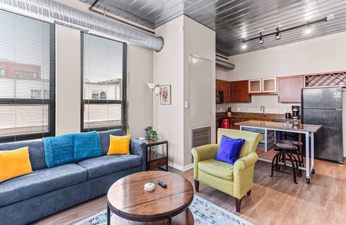 Old West Side Apartment | Ann Arbor City Club Apartments