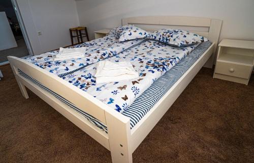 Comiat Apartment | Anna Guesthouse