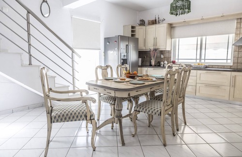 Petrokefalion House | Anna's House