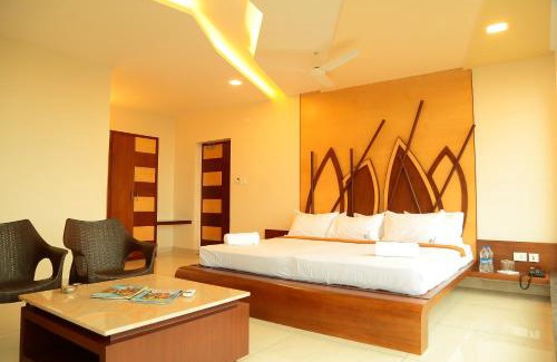 Velankanni Hotel | Annai in Saravana Bhavan Fine stay and Restaurant