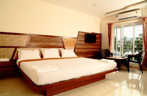 Velankanni Hotel | Annai in Saravana Bhavan Fine stay and Restaurant