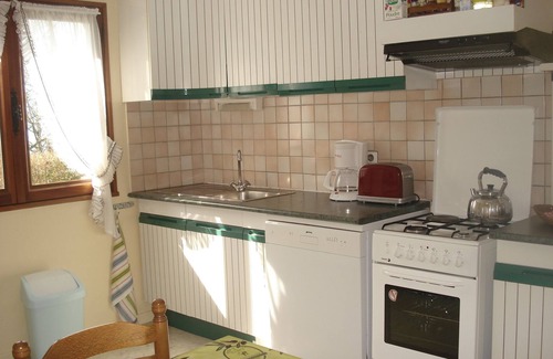 Veyrier-du-Lac Apartment | Annecy lakefront townhouse pontoon access