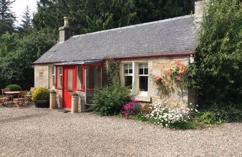 Pitlochry Cottage | Annslea Garden Cottage