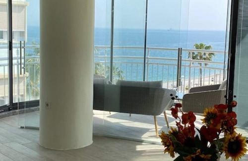 Konyaalti Condo | ★ANTALYA KONYAALTI BEACH ★ POOL ★ APARTMENT ★
