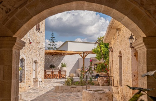 Melidoni House | Antama Cretan Living